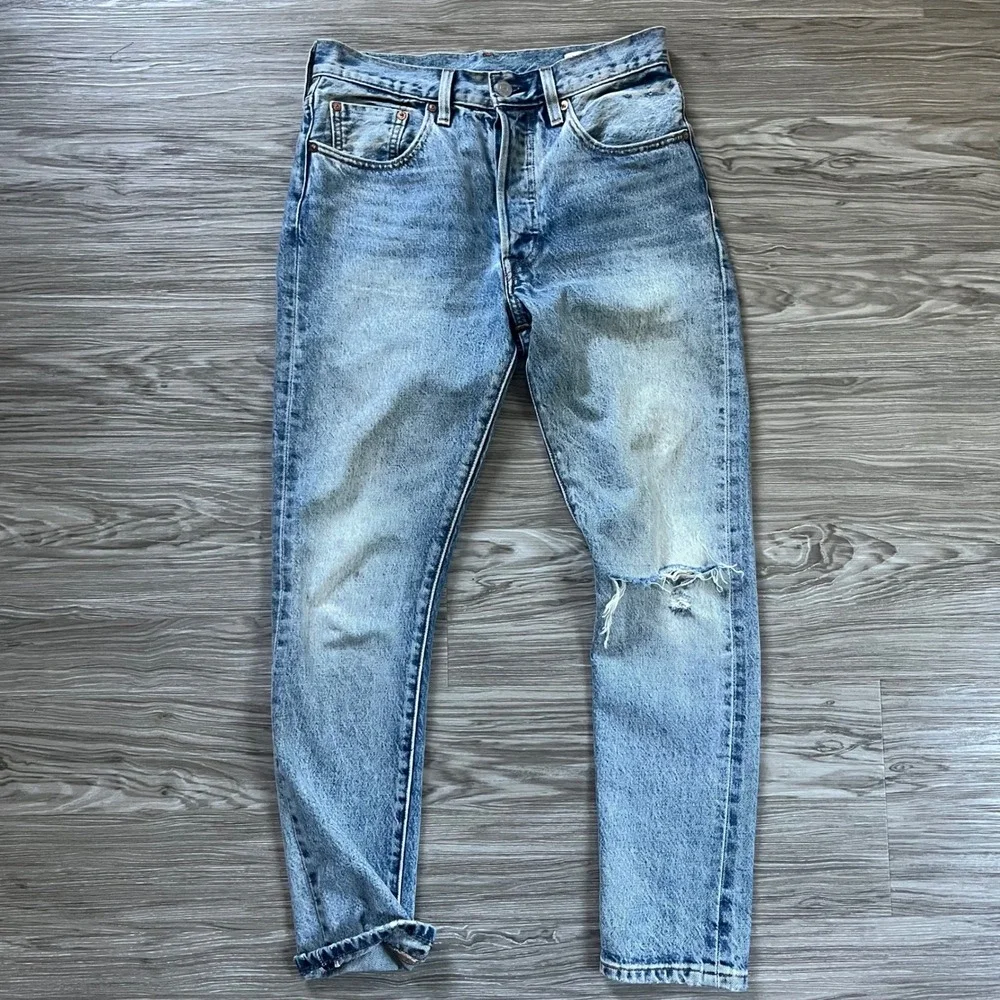 Levis 501 White Oak Cone Denim Selvedge Jeans Light Wash Distressed 26x28 Mens